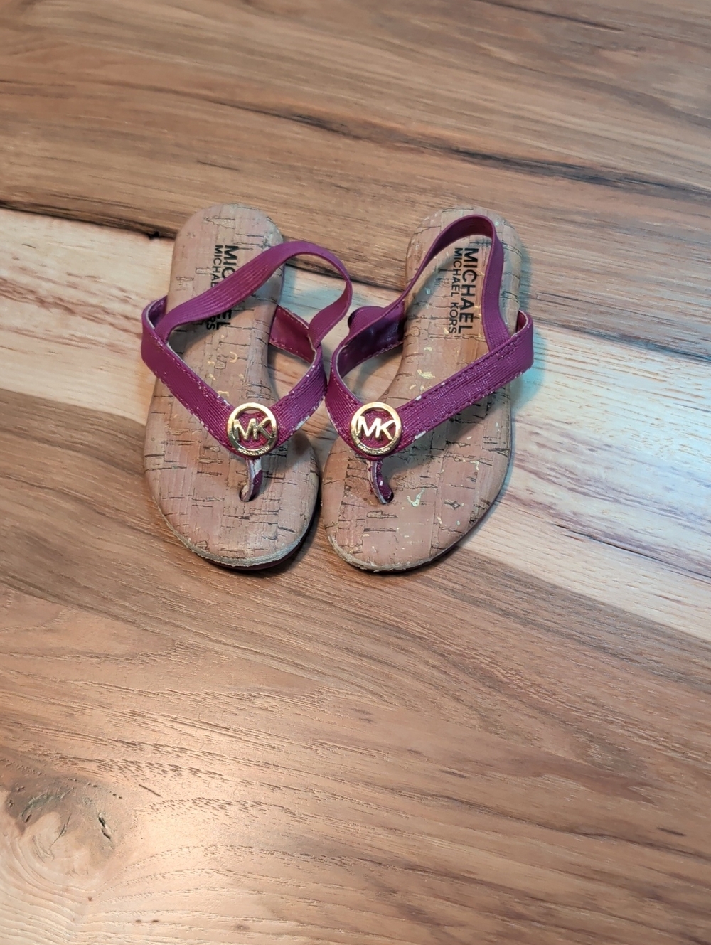 Michael Kors Girls Fuchsia Thong Sandals with Gold MK Medallion